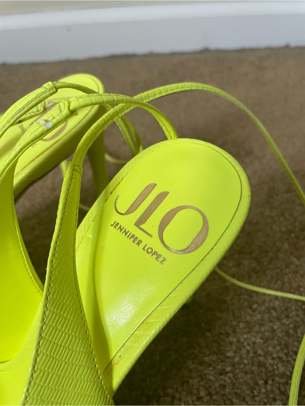 Jlo Jennifer Lopez Fedra Pointe Toe “Florella”  Stilleto Heels Sz 6M Neon Yellow - Picture 7 of 14